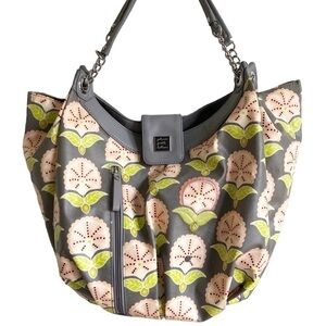 Petunia Pickle Bottom Large Floral  Tote Diaper Bag